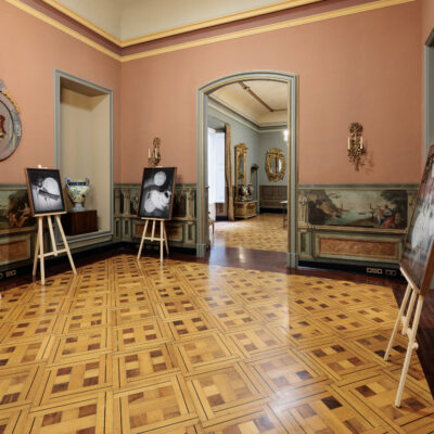 Photo-Paulo-Nazareth-at-Palau-Moja,-former-Palace-of-Antonio-López-